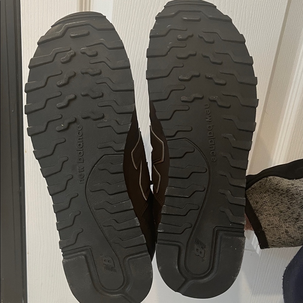 New Balance Men's Dark Brown Sneakers - Picture 2 of 6